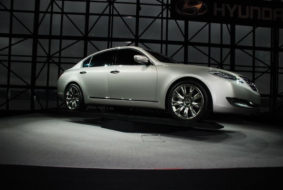  Hyundai Genesis Concept 2007 года  (фото 20 из 60)